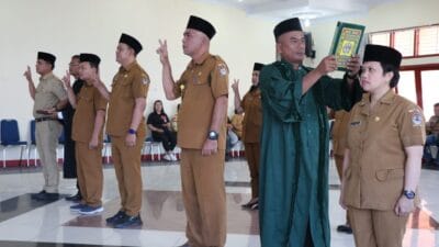 Pemkab Toba Lantik Pejabat Administrator dan Pengawas