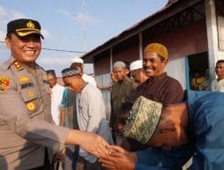 Kapolres Belawan Beri Pesan Kamtibmas kepada Masyarakat Kampung Nelayan Seberang