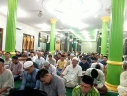 Hari Pertama Tarawih Masjid Raya Miftahul Iman Membludak
