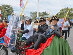 Hadiri Musrenbang RKPD 2025 Sumut, Pj. Walikota Padangsidimpuan Naik Becak