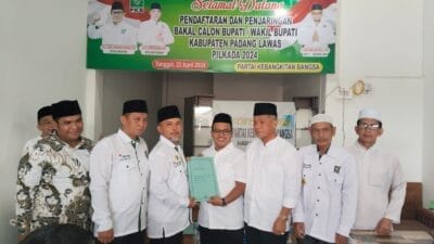 Pasangan H. Sarmadan dan Ifdal Mendaftar ke DPC PKB Palas