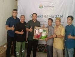 PWI Madina Salurkan Paket Lebaran ke Pengurus