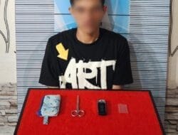 Polisi Gerebek Sebuah Rumah Amankan Residivis Penjual Sabu
