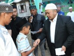Safari Ramadan, Bupati Tapsel Beri Bantuan ke Warga Siamporik Lombang