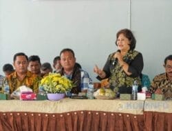 Bupati Karo Motivasi Warga Dolat Rayat Jaga Kebersihan Melalui Gotroy