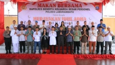 Keluarga Besar Polres Labuhanbatu Makan Bersama Rayakan Idul Adha