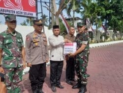 Dandim 0107/Asel Pimpin Apel Gerakan Pembagian 10 Juta Bendera