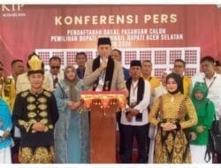 Paslon Mirwan – Baital Mukadis Diarak Ribuan Pendukung