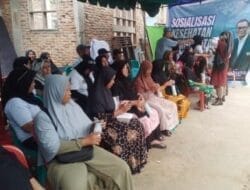 Jumat Sehat Bersama dr. Asriludin Tambunan:  Pengobatan Gratis di Desa Buntu Bedimbar