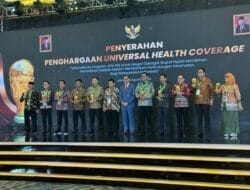 Wapres Ma’ruf Amin Serahkan UHC Awards, Aceh Selatan Katagori Utama