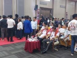 Rapat Peleno KPU Karo Ricuh, Bupati Cory Nyaris Diamuk Pendukung Paslon