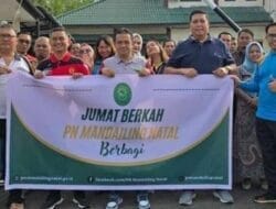 PN Madina Gelar Jumat Berkah Sarapan Pagi Gratis