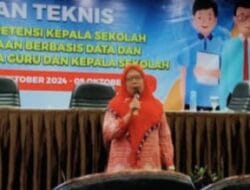 Kasek SDN 147 Roburan Raih Dua Sertifikat di Bimtek Peningkatan Kompetensi