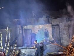 3 Rumah di Babahrot Terbakar, 4 Motor dan Uang Rp20 Juta Ikut Musnah