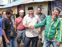 Iskandar Sugito Blusukan ke Pasar Stabat, Terima Aspirasi Pedagang