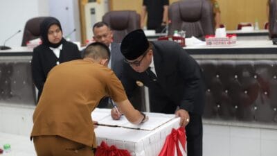 Bupati Madina Tandatangani Nota Kesepakatan KUA-PPAS APBD 2025