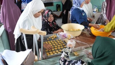 Warga Helvetia Antusias Ikuti Pelatihan Keterampilan Pembuatan Kue Yang Digelar Bappeda Medan