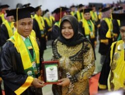 Wakil Bupati Hadiri Wisuda Sarjana ke VI STAIN Madina