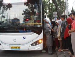Antusias Warga Medan tak Berkurang Sejak Diberlakukannya Tarif Bus Listrik