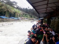 Libur Panjang, Wisata Pemandian Alam Babarsari Kutalimbaru Ramai