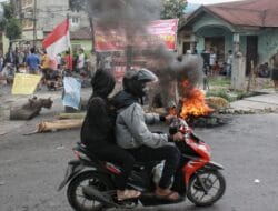 Warga Kembali Blokade Jalan Pantai Timur Terkait Eksekusi akan Dilakulan PN
