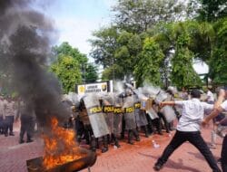 Jelang Peringatan May Day, Polres Langkat Gelar Peragaan Dalmas