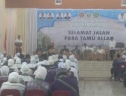 Diiringi Gerimis, Jamaah Calon Haji Kloter 2 Deliserdang Berangkat ke Makkah