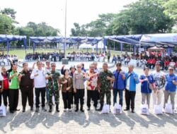 May Day: Pemko Siantar Lepas Pawai Ribuan Buruh dengan Tertib