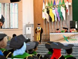 USU Kukuhkan 1.898 Wisudawan, Siap Hadapi Dunia Kerja Digital