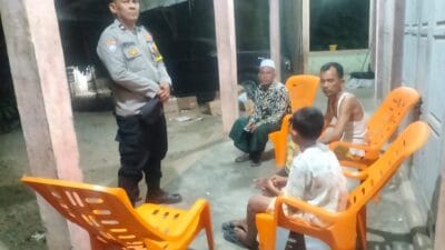 Bhabinkamtibmas Polsek Barteng Patroli Cegah Balap Liar dan Premanisme