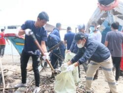 Peringati Hari KEHATI, PLN Indonesia Power Gelar Aksi Bersih Pantai Jaga Lingkungan