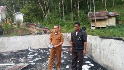 Tinjau SDN 225 Terbakar, Plt. Kadis Pendidikan Madina: Ujian Kenaikan Kelas Tetap Berjalan