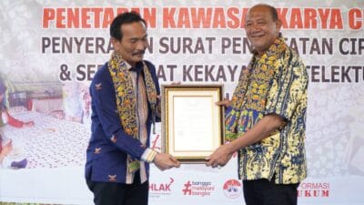 Kukuhkan Kampung Batik Brandan, Bupati Langkat Terima Sertifikat KIK