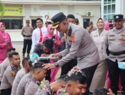 Kapolres Aceh Selatan Tepungtawari Personel Usai Upacara Kenaikan Pangkat