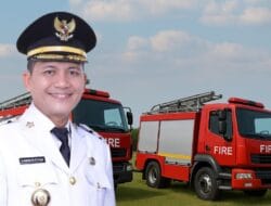 Bupati Mirwan Terima Dua Mobil Damkar dari Kemendagri untuk Aceh Selatan
