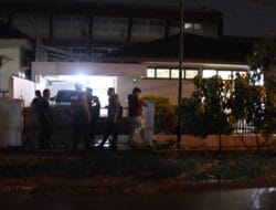 KPK Geledah Kantor Dinas Sementara PUPR Hingga Larut Malam