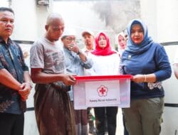 Wabup Atika Azmi Kunjungi Dua Lokasi Kebakaran di Mompang Julu