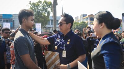 Program Tebus Ijazah, Langkah Konkret  Rico Waas Bantu Siswa yang Tunggak Biaya Pendidikan
