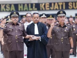 Apel Pertama, Harli Siregar Lantik 8 Kajari, Anytha Idatua Hutagalung Gantikan Dr Marlambson