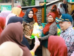 Wabup Madina Buka Gerakan Pangan Murah di Pasar Eks Bioskop Tapanuli