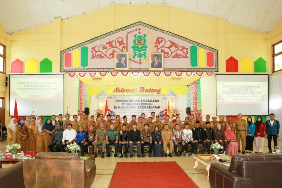 Bawaslu Aceh Selatan Gelar Diskusi Penguatan Lembaga Pengawas Pemilu
