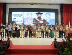 Perpustakaan Unimed Gelar Peluncuran dan Bedah Buku “Membangun Negeri dari Sekolah”