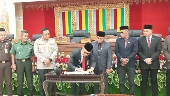 APBK-P Disahkan Rp1 Triliun Lebih, Wabup Ucapkan Terima Kasih Kepada DPRK Abdya