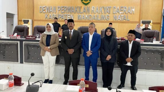 Ranperda P-APBD Madina Tahun 2025 Disahkan
