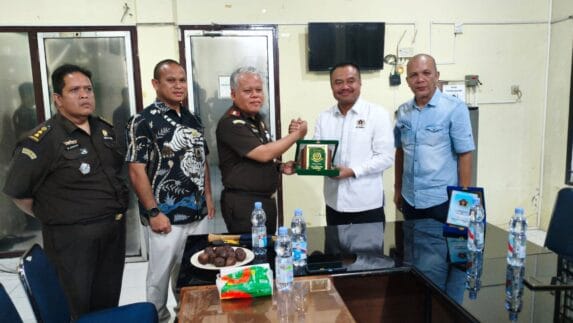 Kajati Sumut Silaturahmi ke PWI, Harli Siregar: Berantas Korupsi Harus Dimulai dari APH