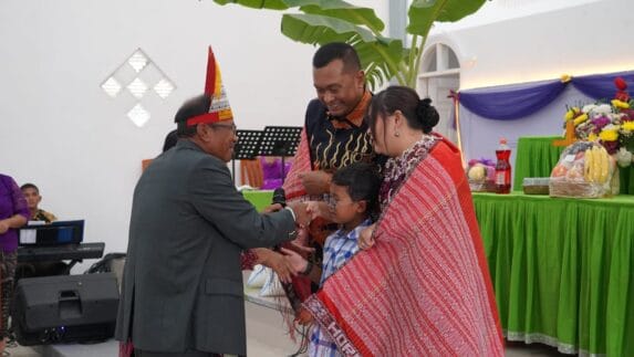 Pesta Syukuran dan HUT ke-34 GMI Manna Balige, Bupati Ajak Gereja Edukasi Masyarakat