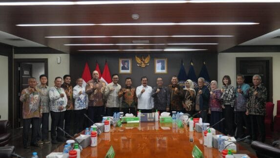 Mendiktisaintek Hadiri Rapat Pleno MWA USU, Pastikan Rektor yang akan Terpilih Sah dan Legitimate