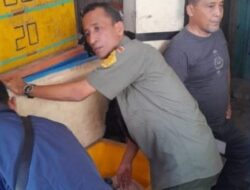 Satpol PP dan WH Sita Puluhan Liter Tuak di Kawasan Terminal Tapaktuan