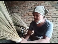Pengrajin Sapu Lidi di Deli Serdang Harapkan Perhatian dari Pemerintah