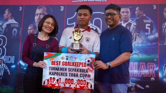 BJB United Juara I Turnamen Sepakbola Kapolres Toba Cup 2025
